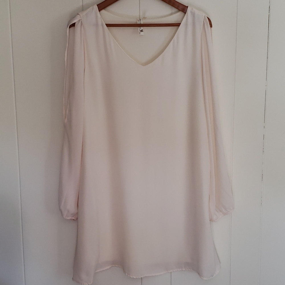 Pink Owl Pink Shift Dress with Double Slit Long Sleeves with Gathered Cuffs EUC